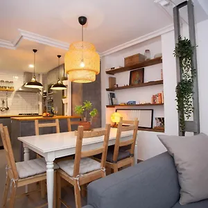 Appartement Duplex Penthouse With Terrace By Thegoodtourist, Séville